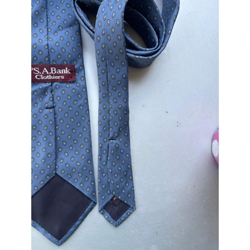 Jos A Bank Mens Blue Mini Paisley Silk Necktie Classic Teardrop Pattern Tie